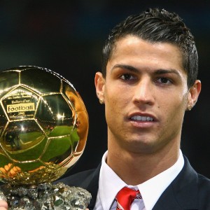 fb体育官方直播-足球运动员职业权益保护法案正式实施，行业规范不断完善，足球职业运动员标准