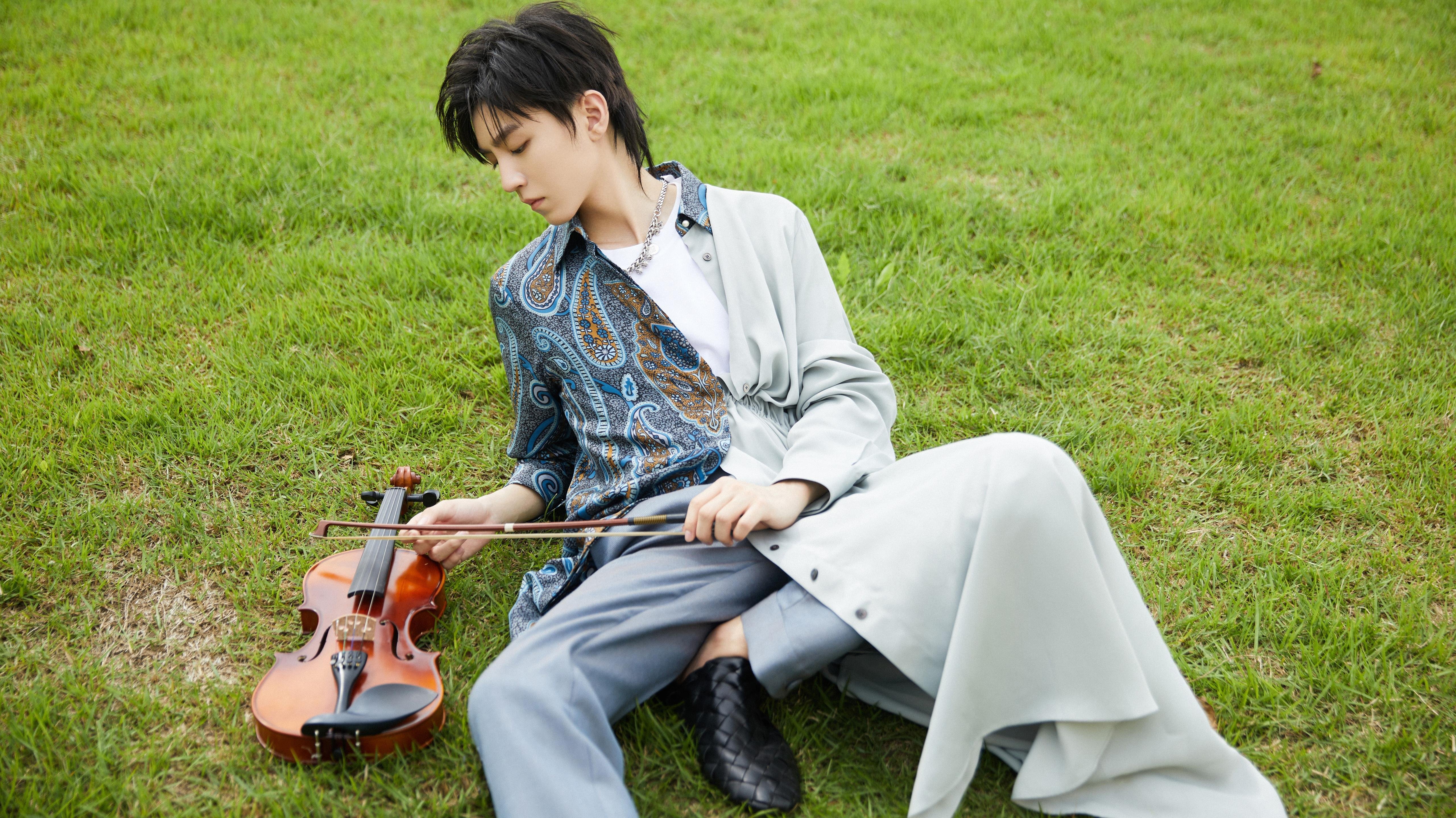 FB体育在线-国王客场逆转狼队，取得惊险胜利，篮网逆转国王